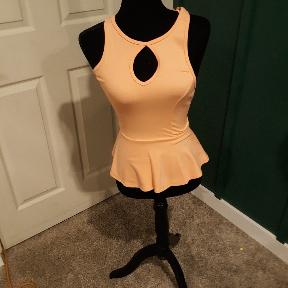Arden B top NWT